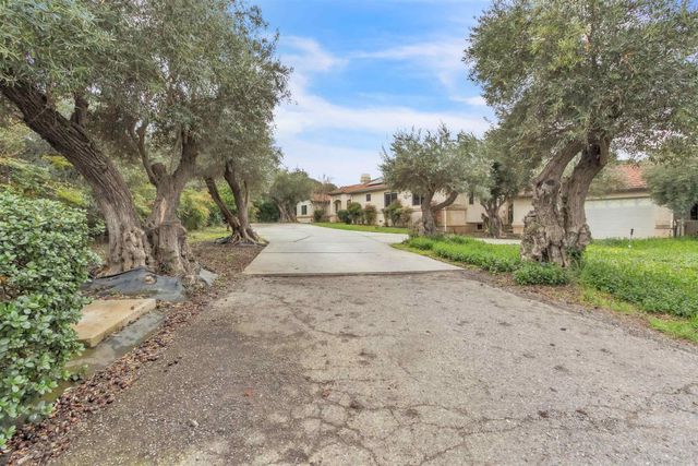 3665 Illinois Avenue, Corning, CA 96021