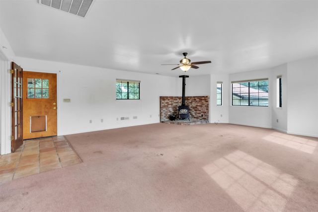 3665 Illinois Avenue, Corning, CA 96021