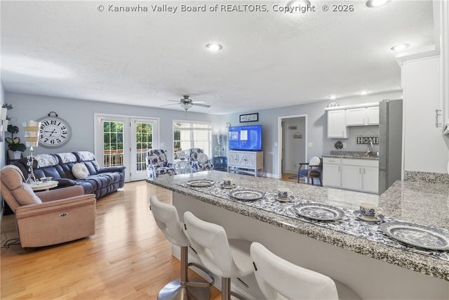 65 Scottsdale Lane, Scott Depot, WV 25560