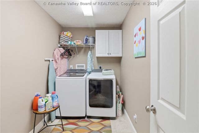 65 Scottsdale Lane, Scott Depot, WV 25560