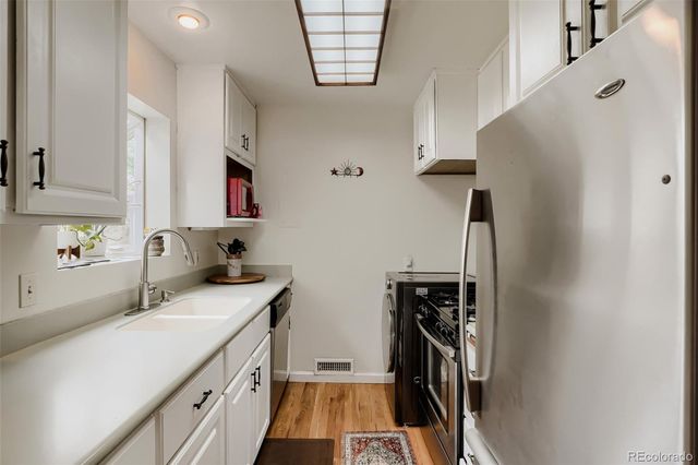 1425 S Hudson Street, Denver, CO 80222