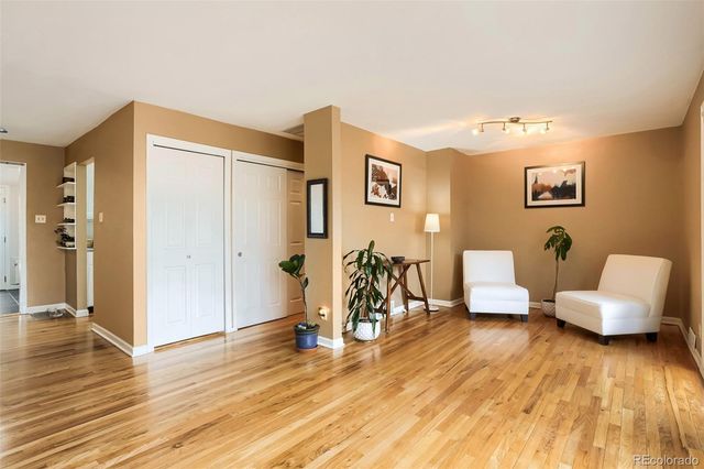 1425 S Hudson Street, Denver, CO 80222