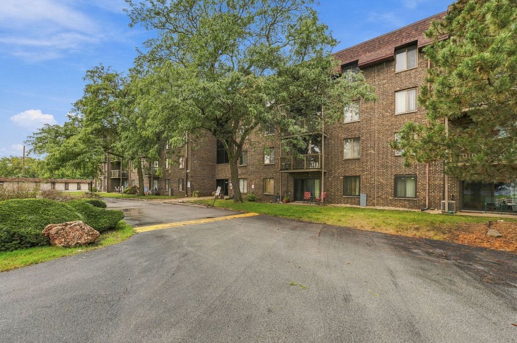 820 Elder Road 202, Homewood, IL 60430 — photo 3