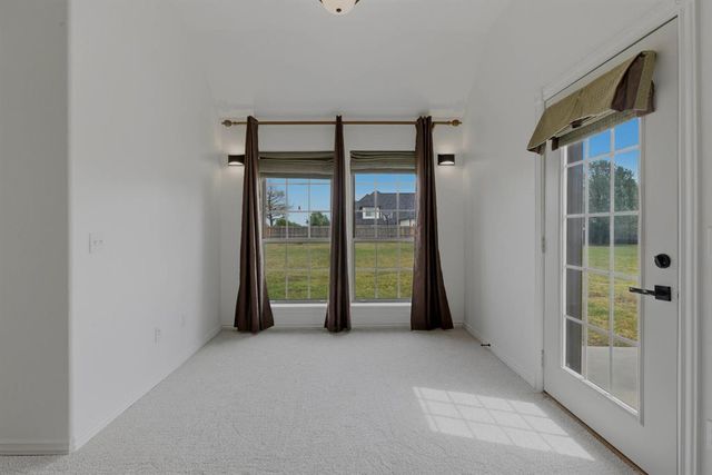 4100 Hidden Lake Circle, Moore, OK 73160