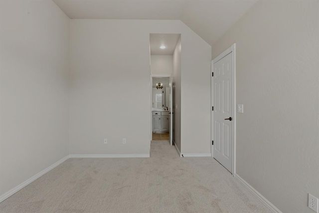 4100 Hidden Lake Circle, Moore, OK 73160