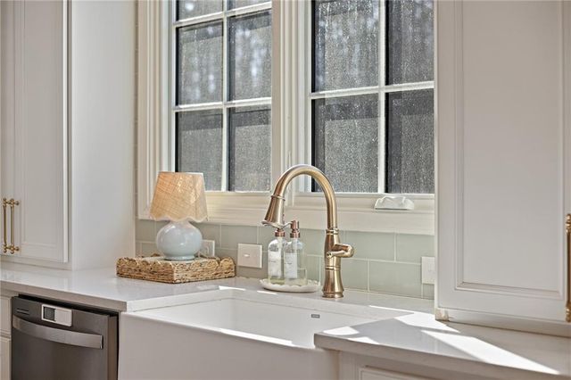 1287 Crestwind Road, Kennesaw, GA 30152