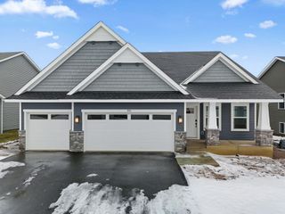 1916 Ironwood Drive, Carver, MN 55315