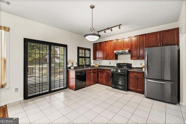 30 Devonshire Court, Alpharetta, GA 30022
