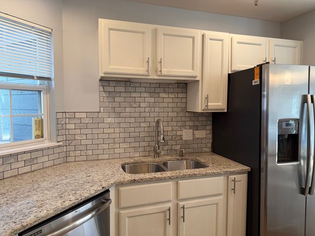 1162 Harbor Court, Glendale Heights, IL 60139