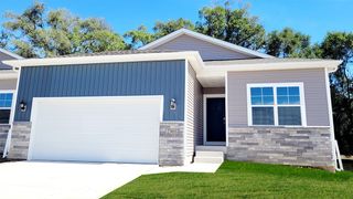 2539 Brook View Drive, Des Moines, IA 50317