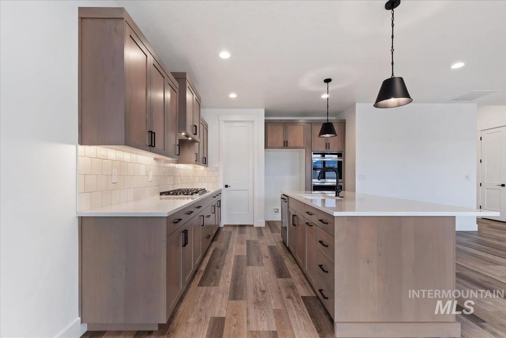 698 N Morning Glory Ave, Eagle, ID 83616 photo 12