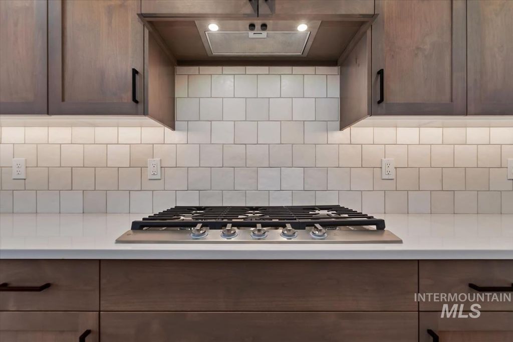 698 N Morning Glory Ave, Eagle, ID 83616 photo 14