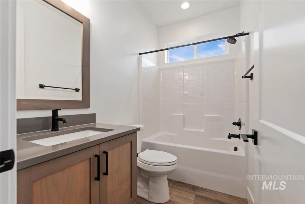 698 N Morning Glory Ave, Eagle, ID 83616 photo 17