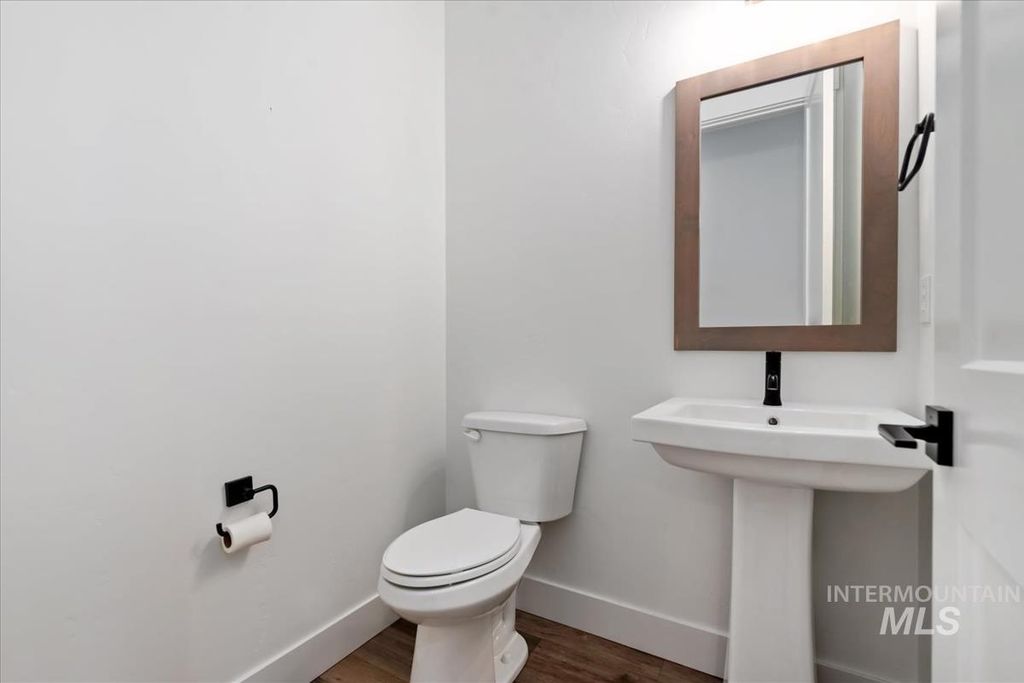 698 N Morning Glory Ave, Eagle, ID 83616 photo 19