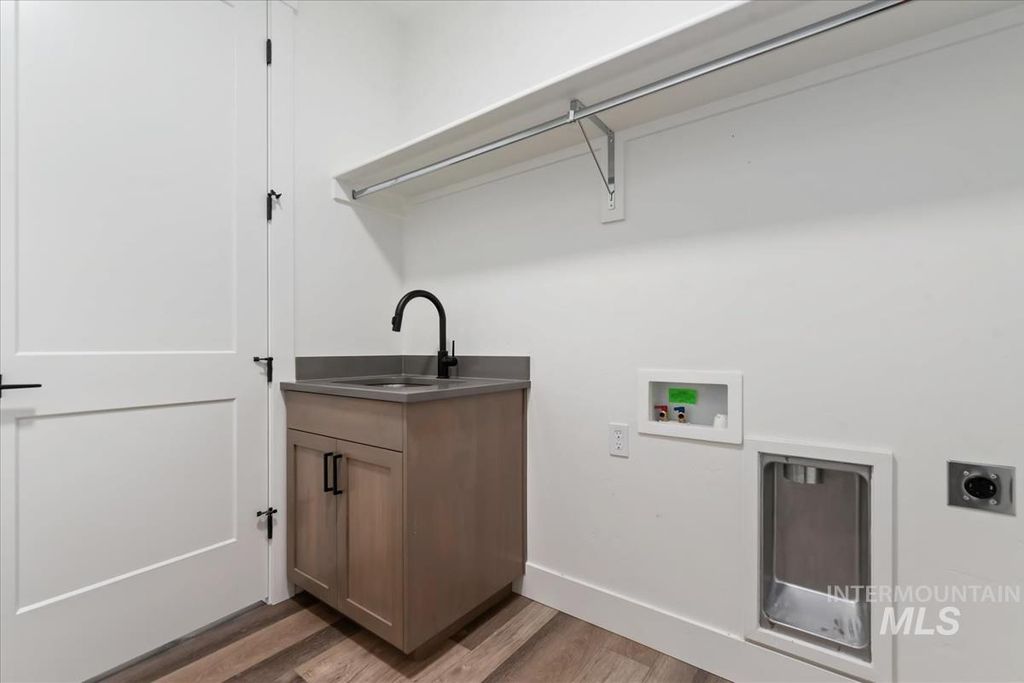 698 N Morning Glory Ave, Eagle, ID 83616 photo 20