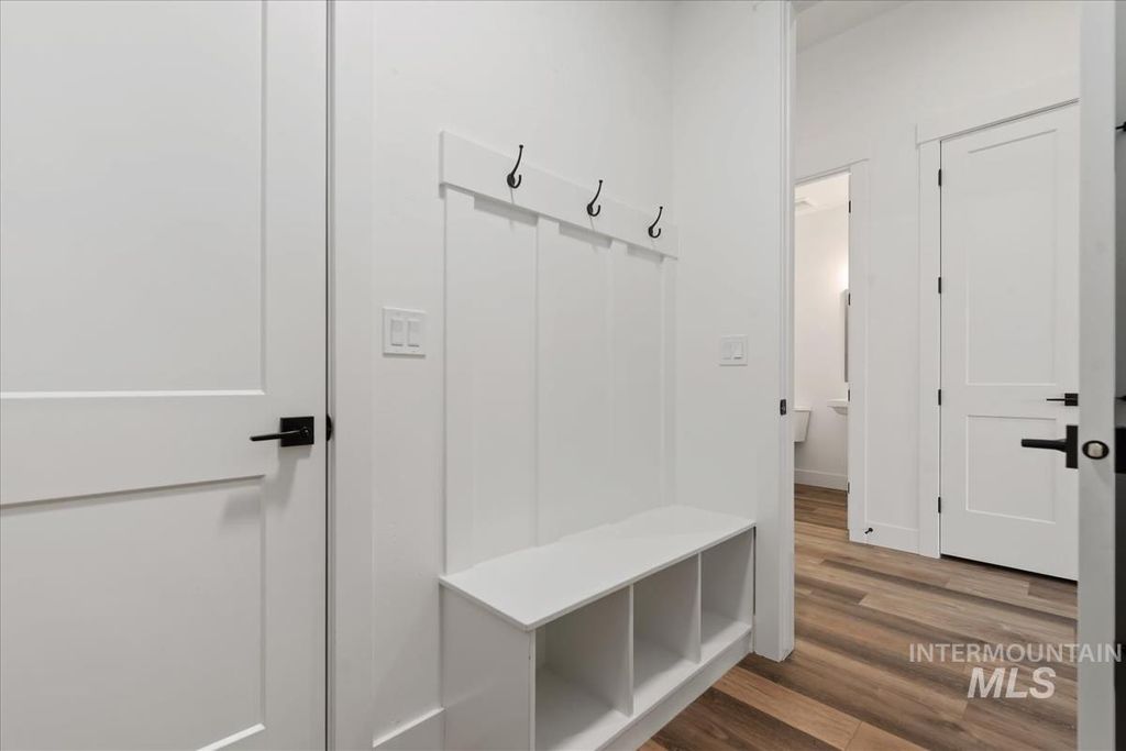 698 N Morning Glory Ave, Eagle, ID 83616 photo 21