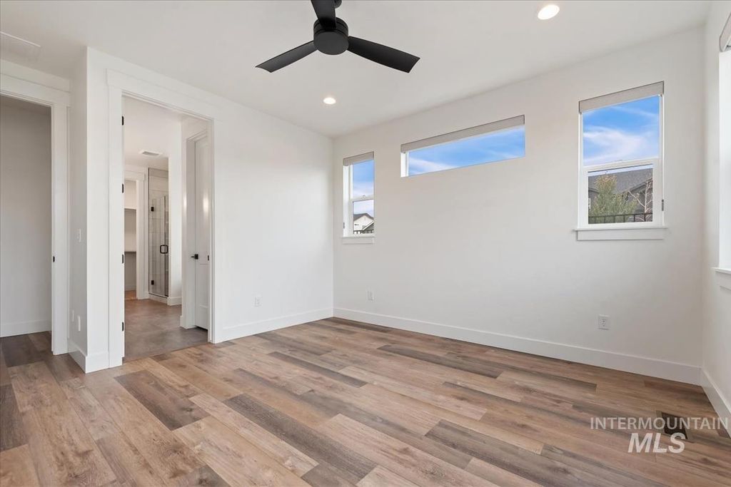 698 N Morning Glory Ave, Eagle, ID 83616 photo 24