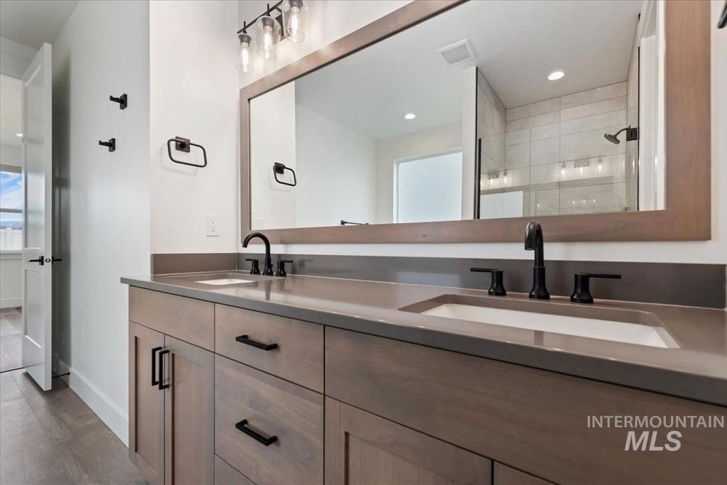 698 N Morning Glory Ave, Eagle, ID 83616 photo 26