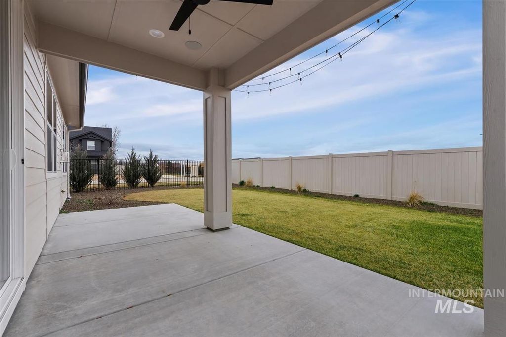 698 N Morning Glory Ave, Eagle, ID 83616 photo 30