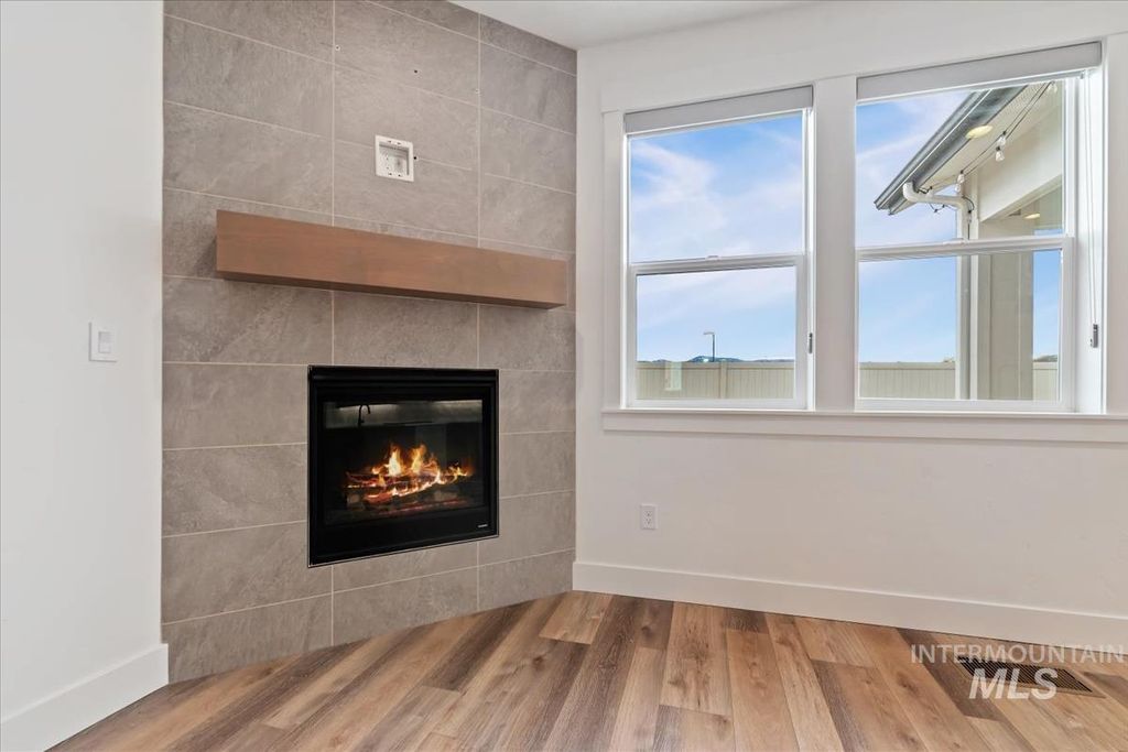 698 N Morning Glory Ave, Eagle, ID 83616 photo 6