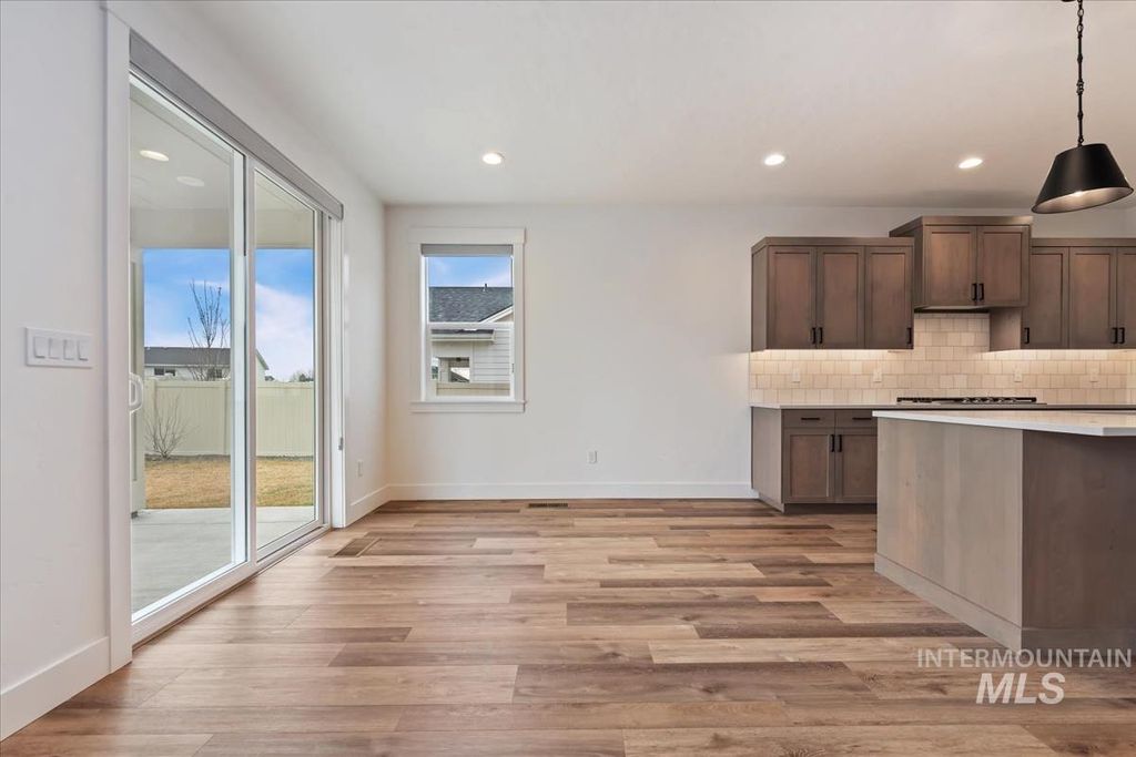 698 N Morning Glory Ave, Eagle, ID 83616 photo 7