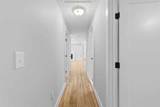 159 Walnut St, Halifax, MA 02338