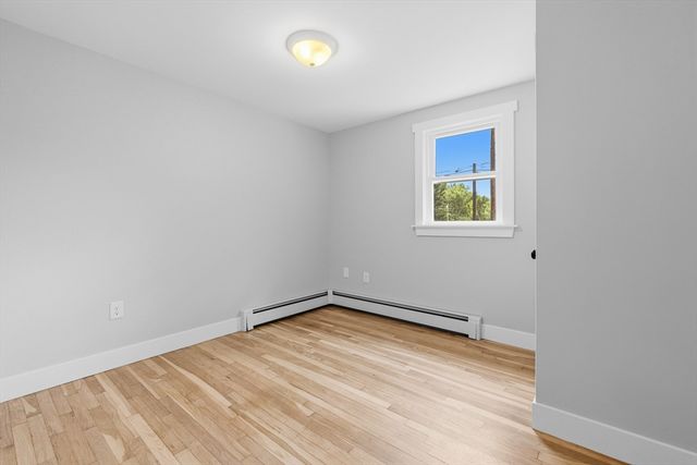 159 Walnut St, Halifax, MA 02338