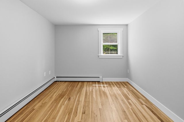 159 Walnut St, Halifax, MA 02338