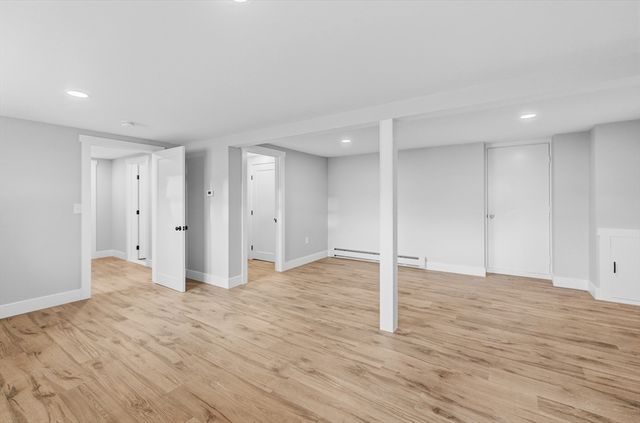 159 Walnut St, Halifax, MA 02338