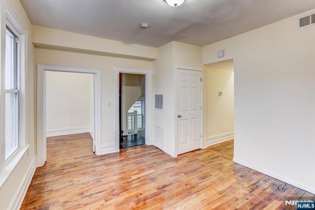 277 Wainwright Street, Newark, NJ 07112