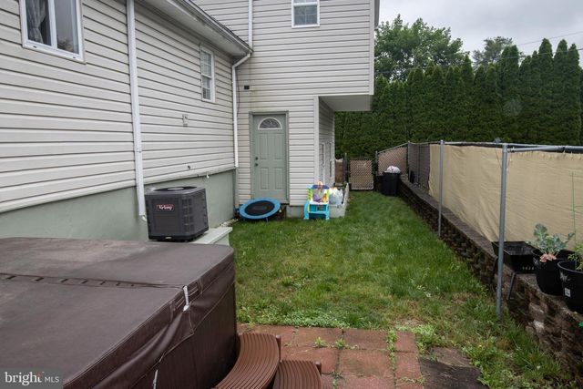 535 W WICONISCO AVE, Tower City, PA 17980