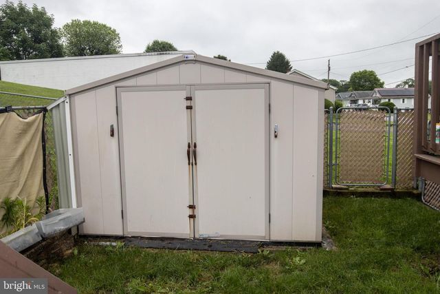 535 W WICONISCO AVE, Tower City, PA 17980