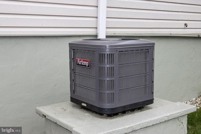 535 W WICONISCO AVE, Tower City, PA 17980