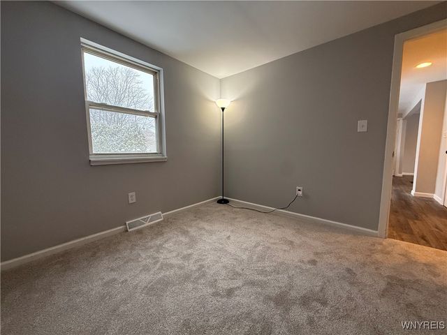 3870 Harvard Street, Hamburg, NY 14075