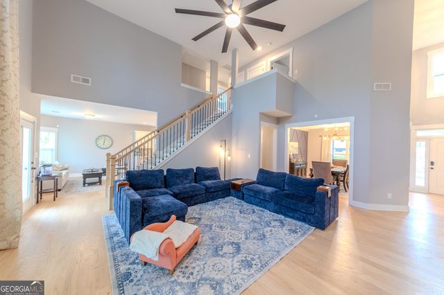 14 Dayton Way, Sharpsburg, GA 30277