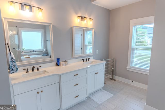 14 Dayton Way, Sharpsburg, GA 30277
