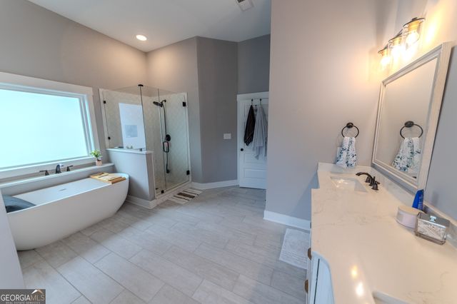14 Dayton Way, Sharpsburg, GA 30277