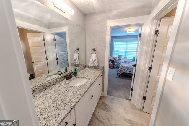 14 Dayton Way, Sharpsburg, GA 30277