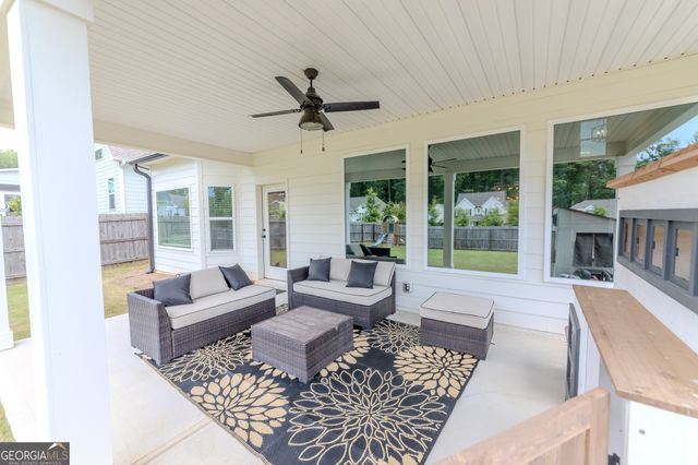 14 Dayton Way, Sharpsburg, GA 30277