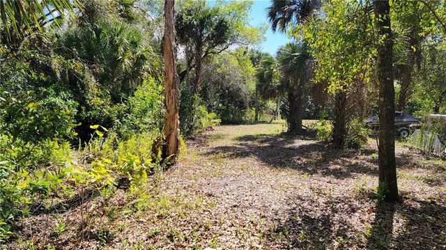 626 Drury LN, Punta Gorda, FL 33950
