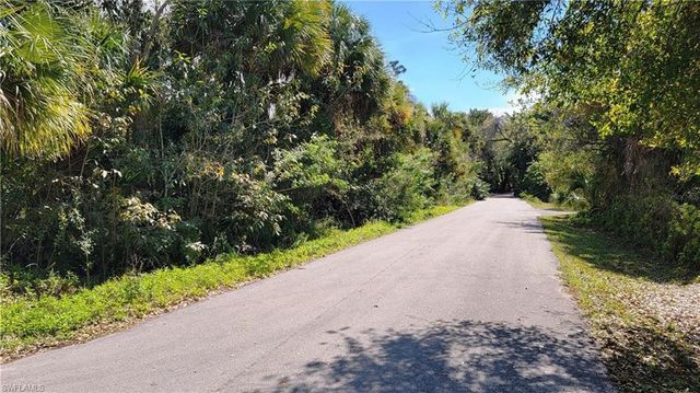 626 Drury LN, Punta Gorda, FL 33950