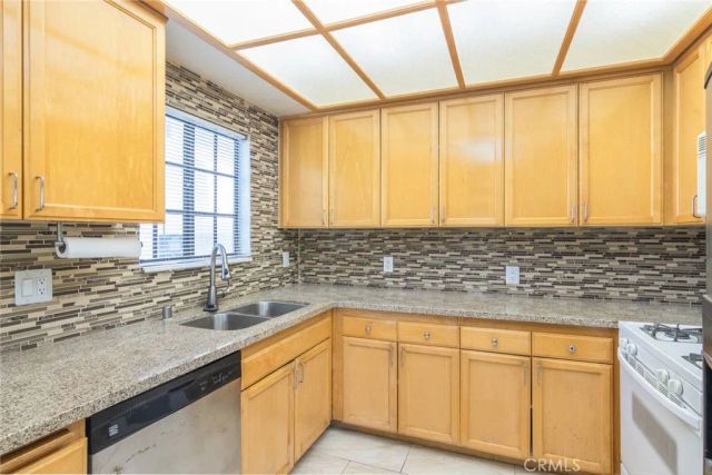 4543 Willis Avenue 105, Sherman Oaks, CA 91403