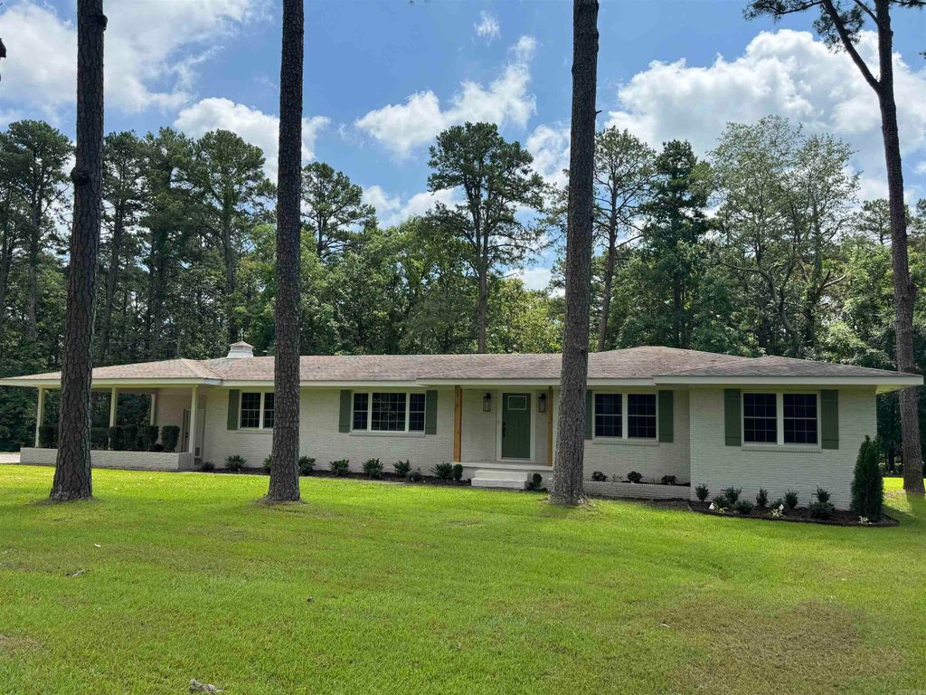 6300 Edgemont Road, Higden, AR 72067