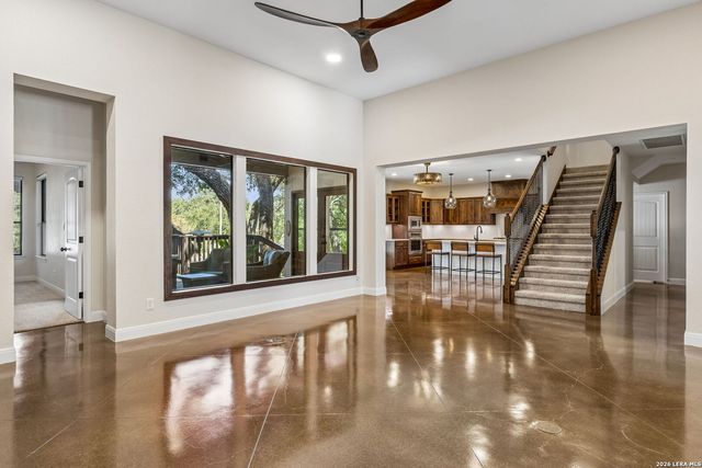 406 Marsh Oval, New Braunfels, TX 78130