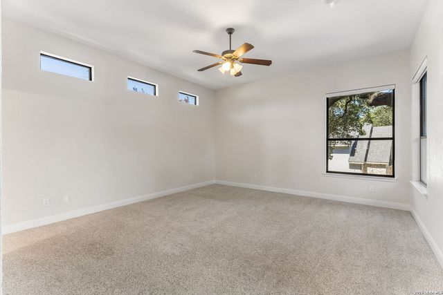 406 Marsh Oval, New Braunfels, TX 78130