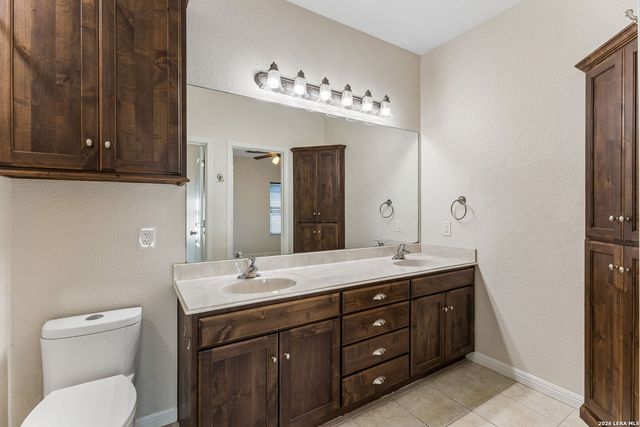 406 Marsh Oval, New Braunfels, TX 78130