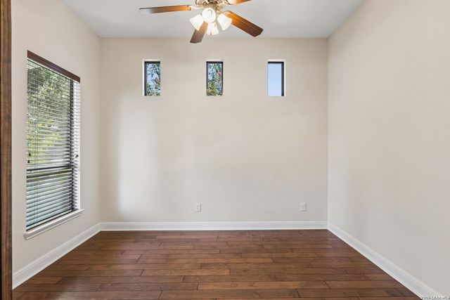 406 Marsh Oval, New Braunfels, TX 78130