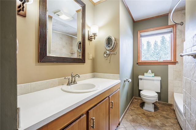 108 Bradford Road, Henrietta, NY 14534