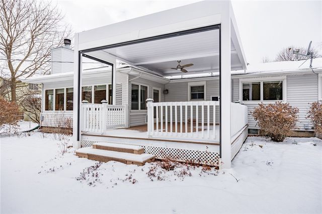 108 Bradford Road, Henrietta, NY 14534