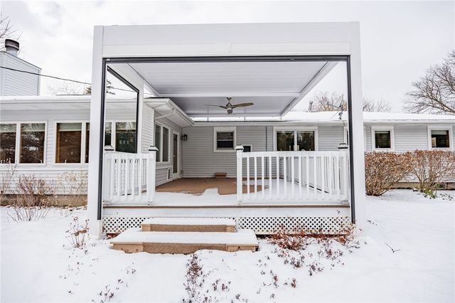 108 Bradford Road, Henrietta, NY 14534